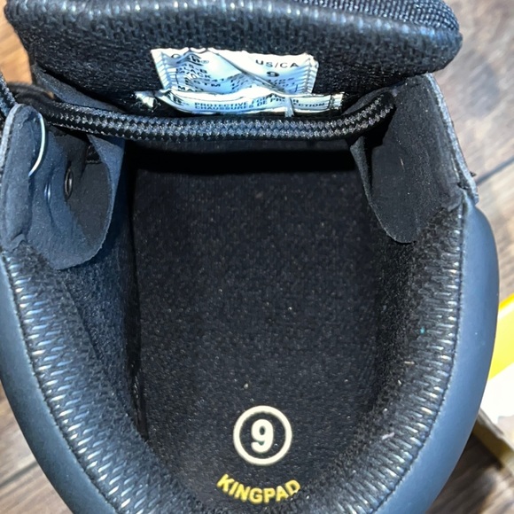 Tiger safety women’s black work boots. US 9. - Picture 10 of 13